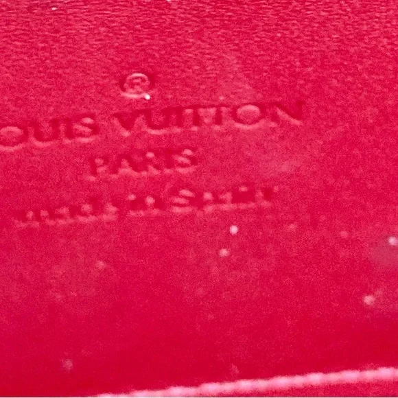 Louis VUITTON Vernis Red Zippy Zip Around Wallet. Vintage. - Picture 6 of 9